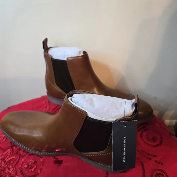 Tommy Hilfiger Men's Risten Double Gore Chelsea light natural brown size 12 - Picture 3 of 5